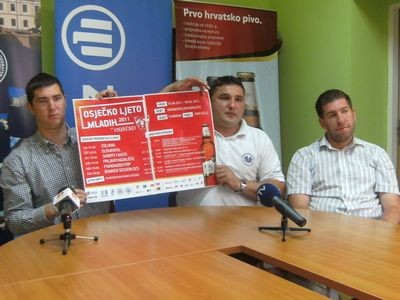 2011_05_27_oljm_pressica1_400.jpg