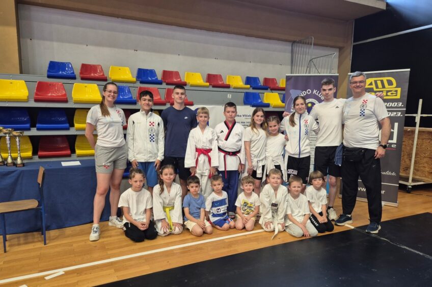 Taekwondo klub Osijek briljirao na turniru “Našice Open 2025.” s čak 16 medalja
