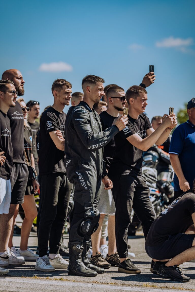 [FOTO] Osijek u petoj brzini: Spektakularan Street Race privukao tisuće posjetitelja
