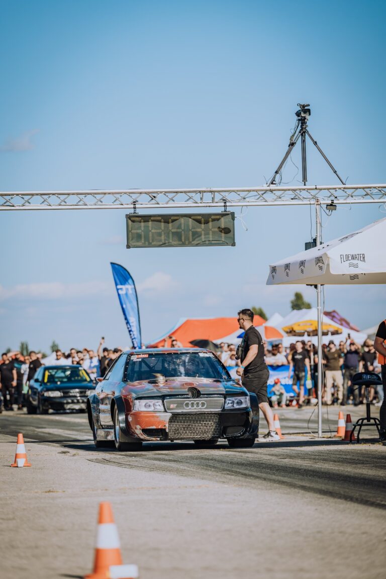 [FOTO] Osijek u petoj brzini: Spektakularan Street Race privukao tisuće posjetitelja