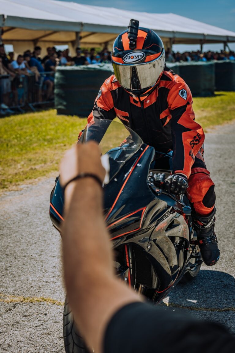 [FOTO] Osijek u petoj brzini: Spektakularan Street Race privukao tisuće posjetitelja