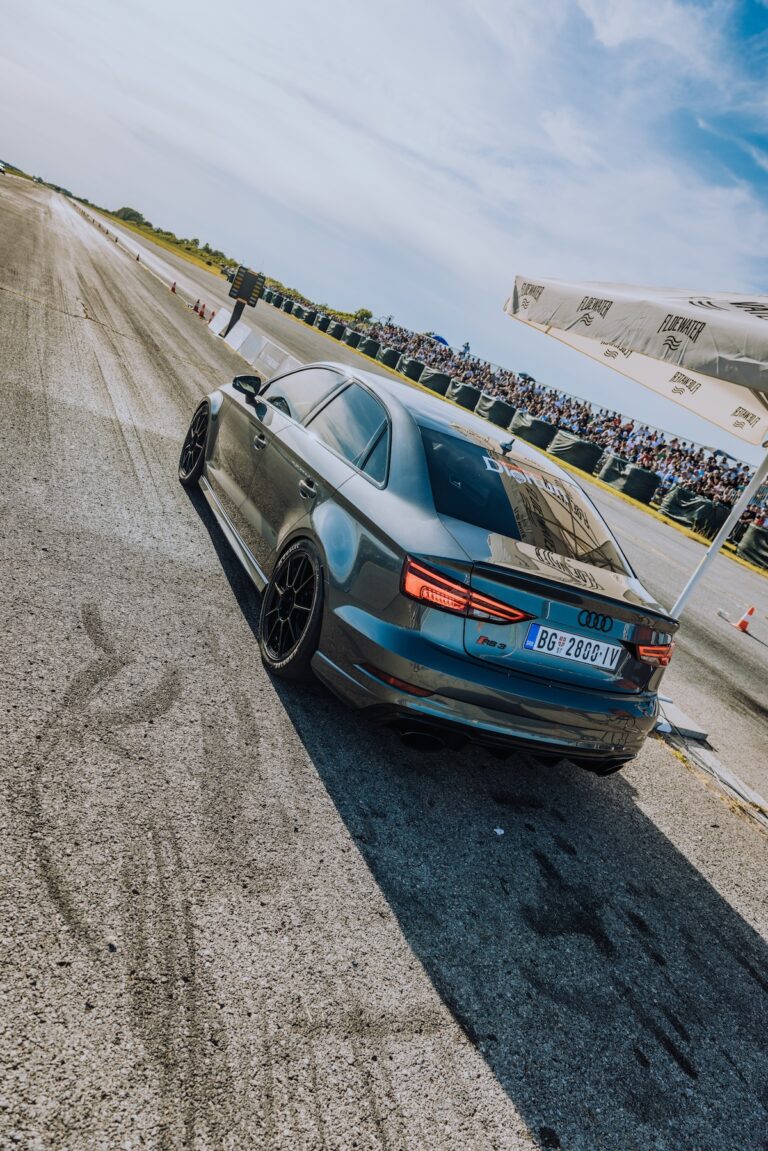 [FOTO] Osijek u petoj brzini: Spektakularan Street Race privukao tisuće posjetitelja