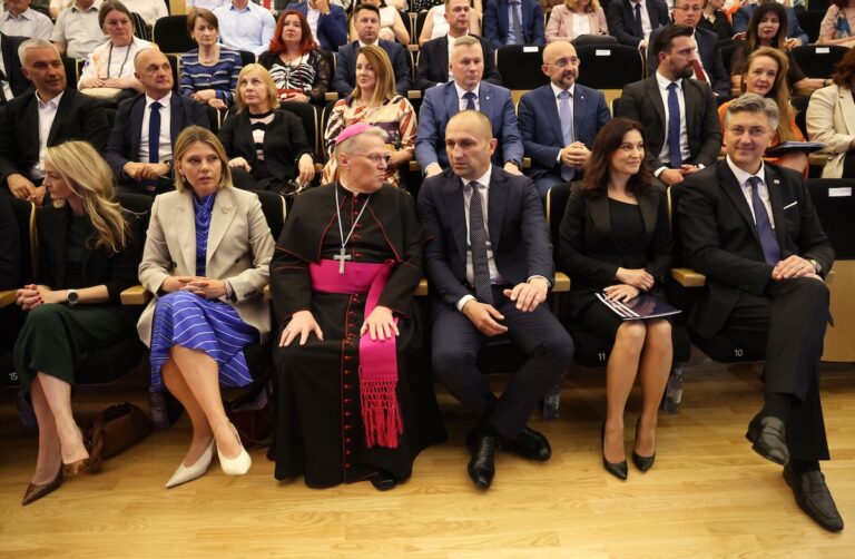 Dan Sveučilišta u Osijeku: Vlada RH podržava ključne projekte u OBŽ