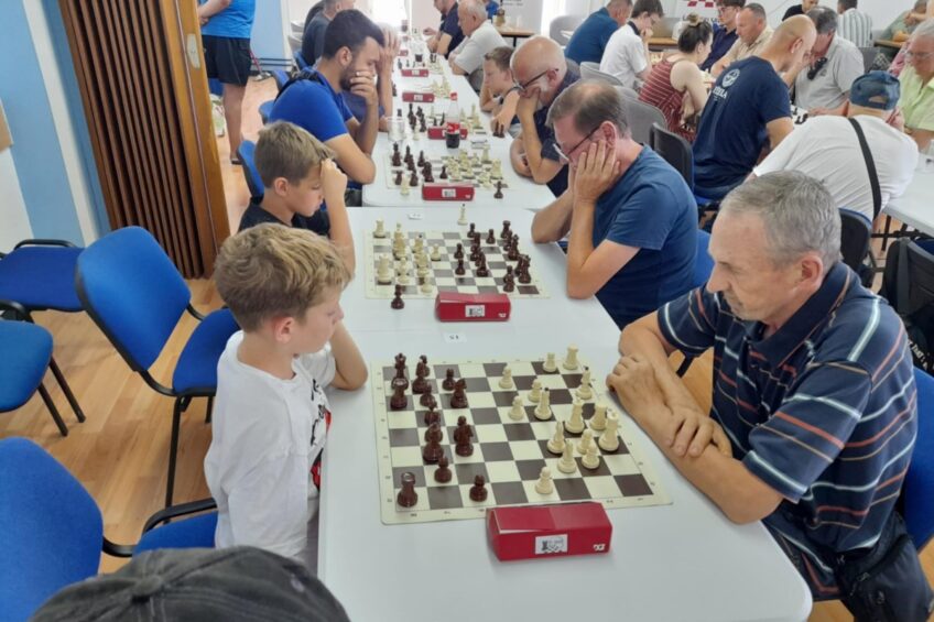 Šahovski spektakl u Osijeku: 14. turnir okupio šahiste iz cijele Slavonije