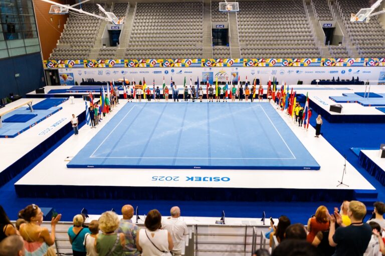 [FOTO] Sport ujedinjuje: EYOF otvoren u Osijeku, 500 mladih gimnastičara iz 40 zemalja stiglo u Gradski vrt