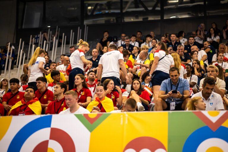 [FOTO] Sport ujedinjuje: EYOF otvoren u Osijeku, 500 mladih gimnastičara iz 40 zemalja stiglo u Gradski vrt