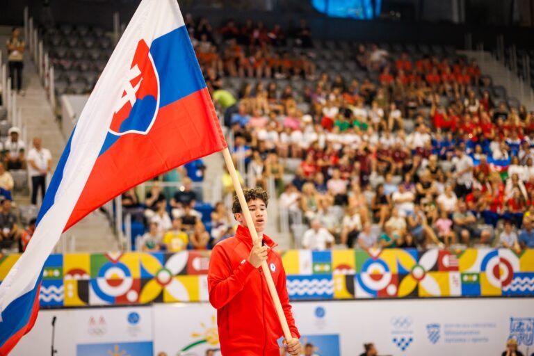 [FOTO] Sport ujedinjuje: EYOF otvoren u Osijeku, 500 mladih gimnastičara iz 40 zemalja stiglo u Gradski vrt