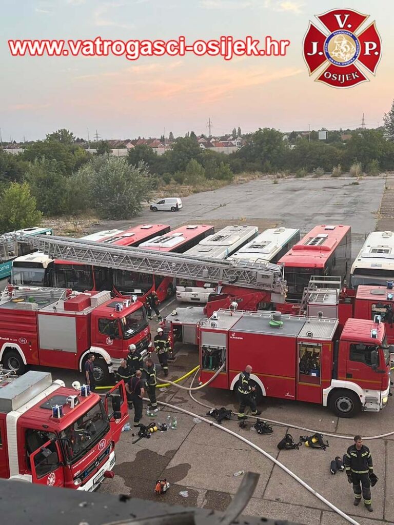 [FOTO] Veliki požar u Osijeku: Uzrok požara je kvar na elektroinstalacijama