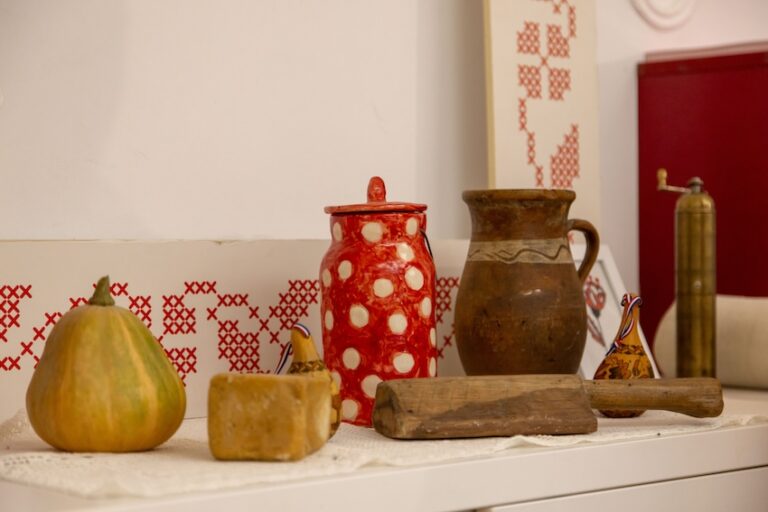 [FOTO] “Slavonija u mom srcu”: DOKKICA obilježila Međunarodni dan kulturne baštine uz djecu, učitelje i slavonsku tradiciju