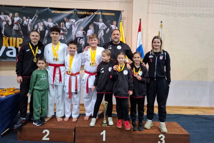 Mali karataši velikog srca: Karate akademija Osijek zasjala na Kupu Ivankova!