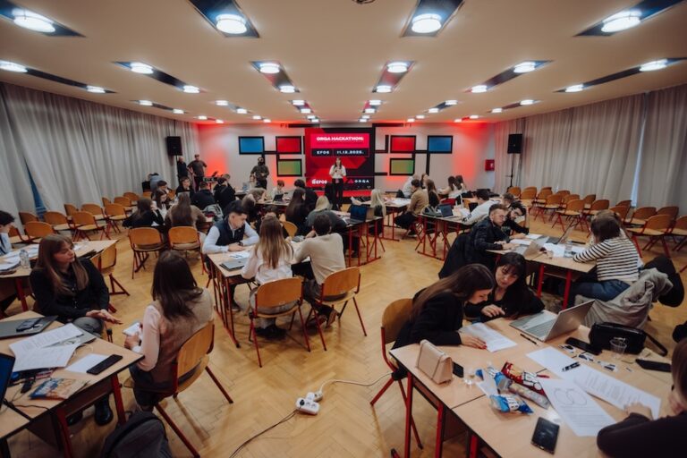 Orqin izazov na EFOS-u: studenti rješavali stvarni poslovni problem i osvojili 1500 eura