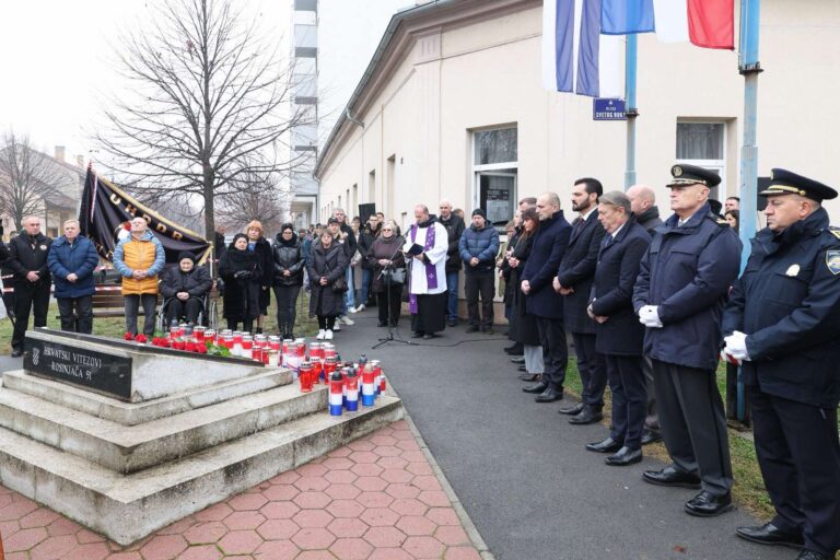 Osijek obilježio Dan obrane grada: Počast herojima Rosinjače