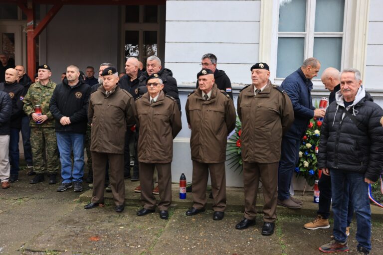 Osijek odao počast poginulim pripadnicima 68. bojne vojne policije