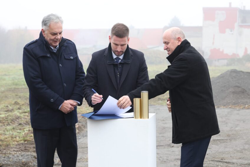 Osijek dobiva 206 novih POS stanova: položen kamen temeljac vrijednog projekta
