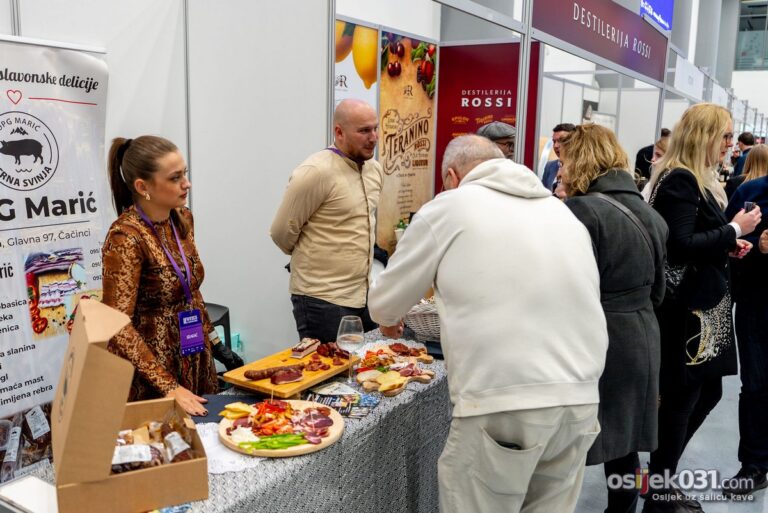 [FOTO] Osijek u znaku najboljih vina – svečano otvoren 11. WineOS by Graševina Croatica