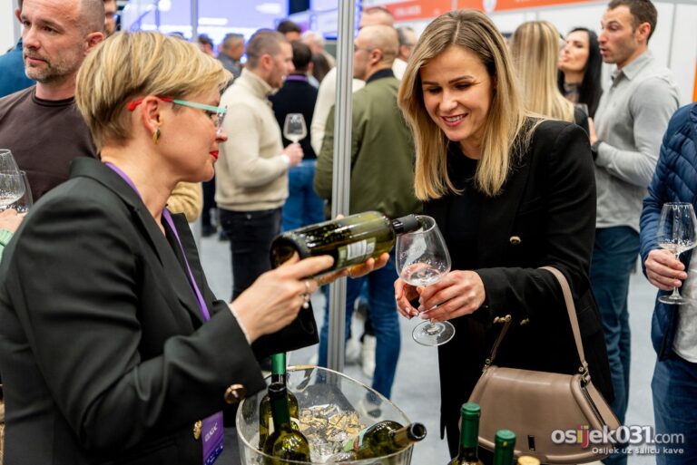 [FOTO] Osijek u znaku najboljih vina – svečano otvoren 11. WineOS by Graševina Croatica