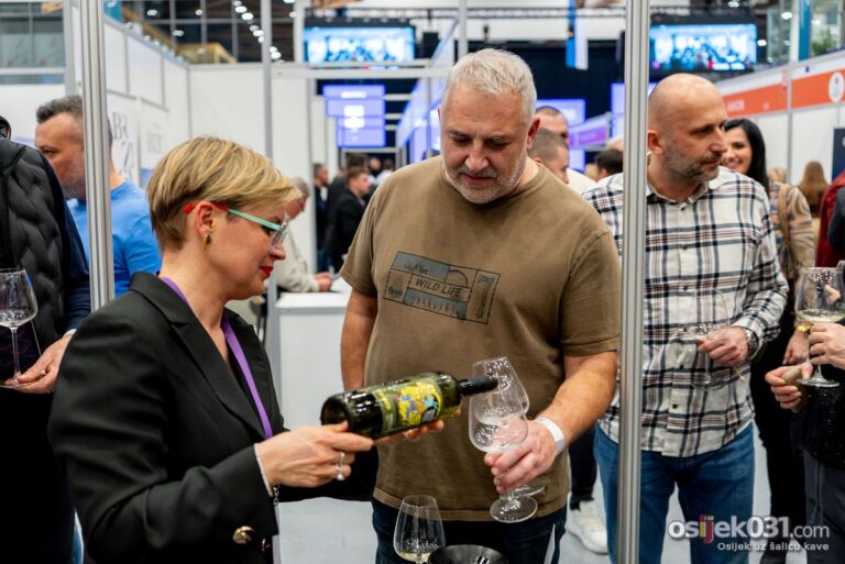 [FOTO] Osijek u znaku najboljih vina – svečano otvoren 11. WineOS by Graševina Croatica
