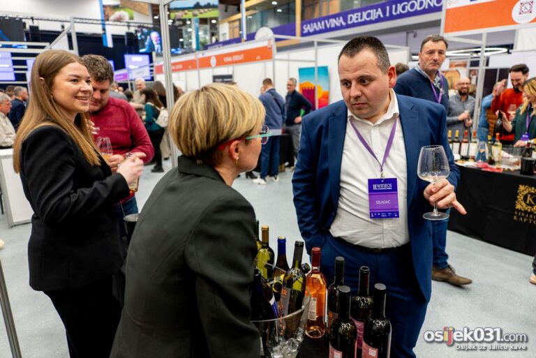 [FOTO] Osijek u znaku najboljih vina – svečano otvoren 11. WineOS by Graševina Croatica