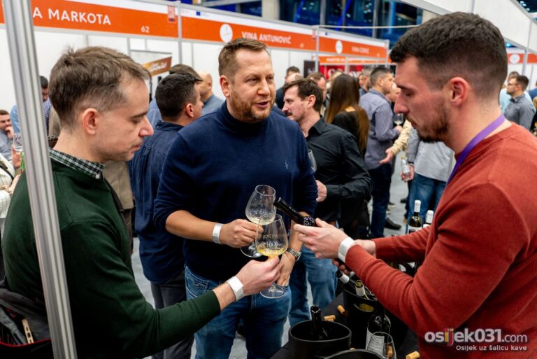 [FOTO] Osijek u znaku najboljih vina – svečano otvoren 11. WineOS by Graševina Croatica
