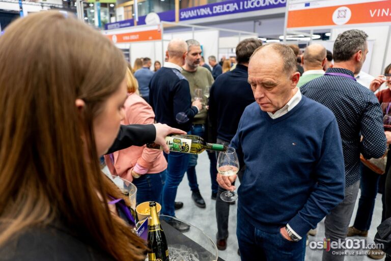 [FOTO] Osijek u znaku najboljih vina – svečano otvoren 11. WineOS by Graševina Croatica