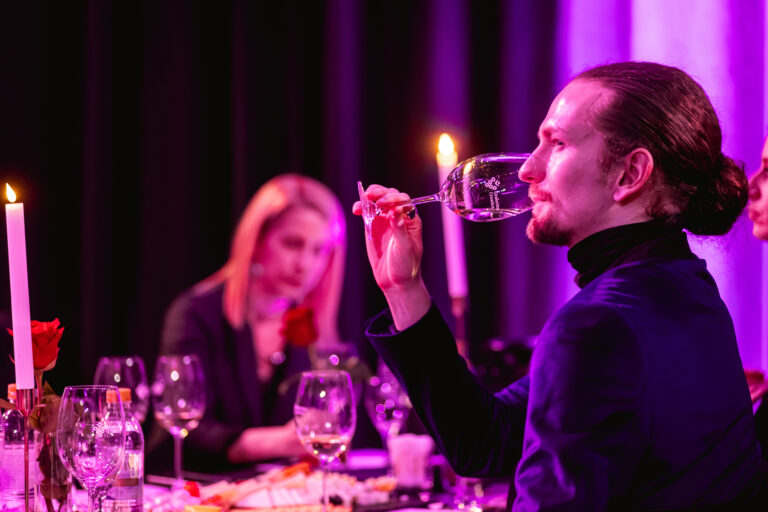 [FOTO] Male vinske tajne koje vode do velikog događaja – WineOS je pred vratima