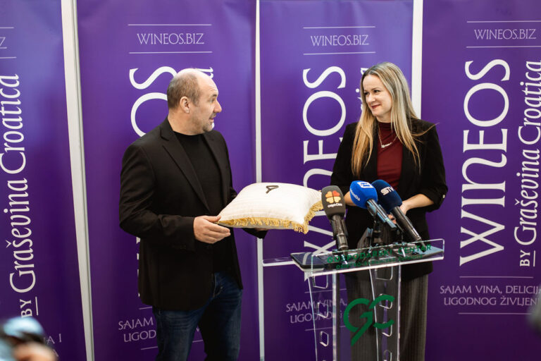 Vinski ključ je predan: WineOS 2026. otvara novu vinsku godinu u Osijeku