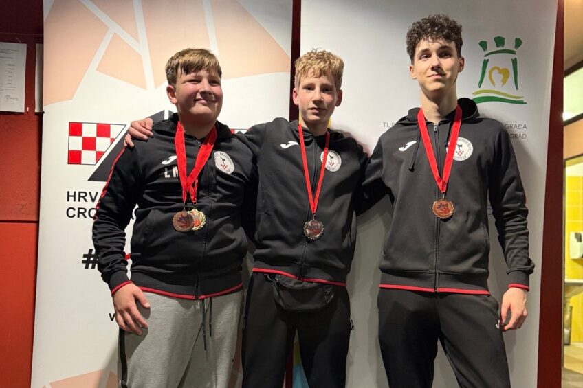 8 medalja za članove Karate akademije Osijek