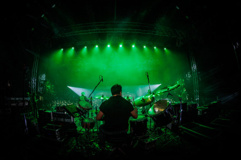 [FOTO] Emocija, zajedništvo i rock’n’roll: Parni Valjak oduševio u Gradski vrt