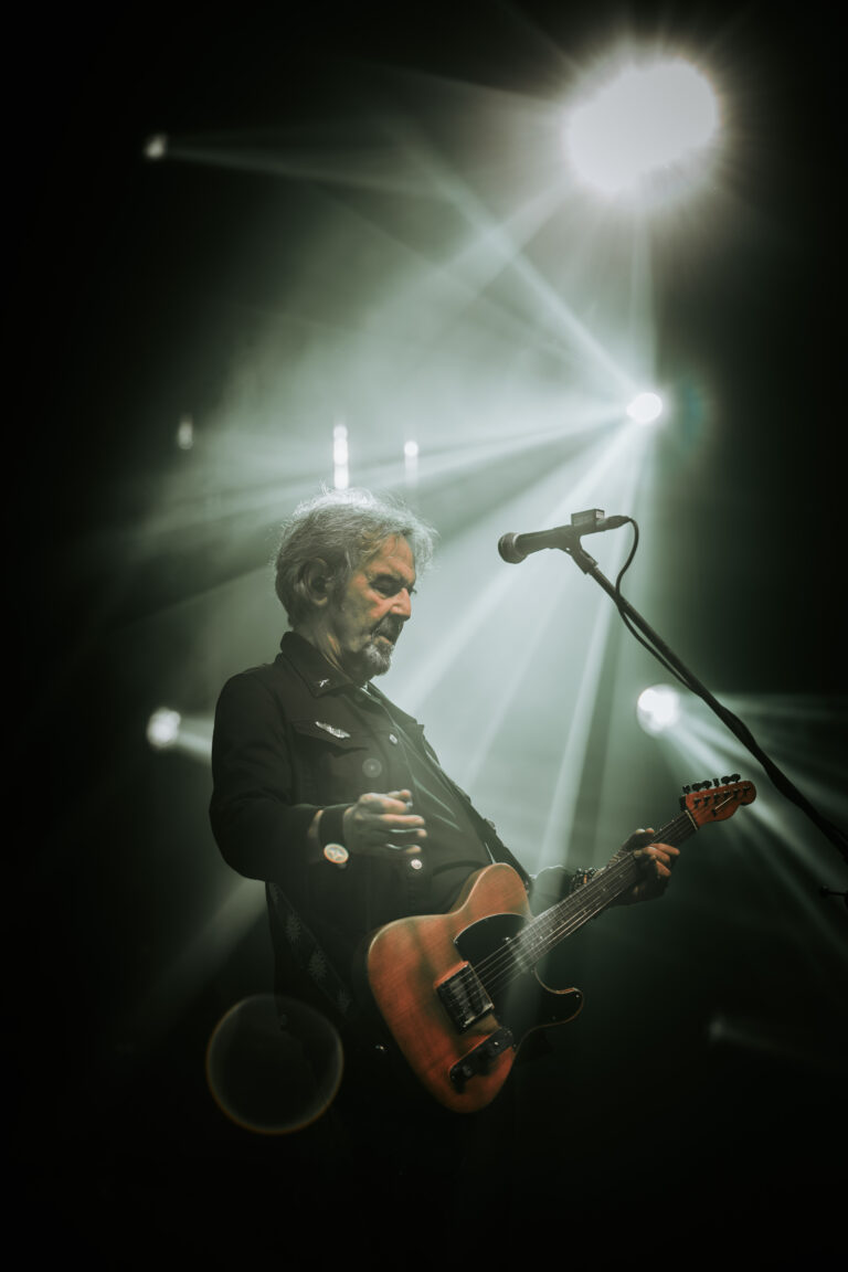 [FOTO] Emocija, zajedništvo i rock’n’roll: Parni Valjak oduševio u Gradski vrt