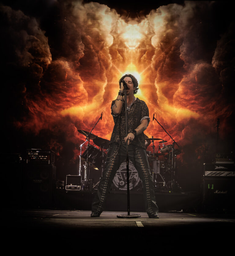 [FOTO] Emocija, zajedništvo i rock’n’roll: Parni Valjak oduševio u Gradski vrt