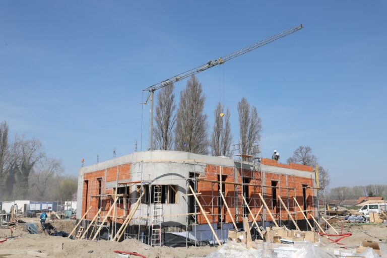 [FOTO] Osječane čeka novo ljeto na Kopiki: dječji bazen, rekreacijski bazen i nova iznenađenja