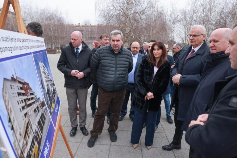 Nova faza ulaganja u Beli Manastir: U tijeku obnova 21 višestambene zgrade