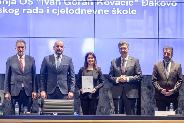 Đakovo dobiva moderniju školu: potpisan ugovor za rekonstrukciju i dogradnju