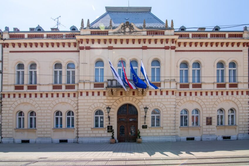 Osječko-baranjska županija objavila šest javnih poziva vrijednih 745.000 eura