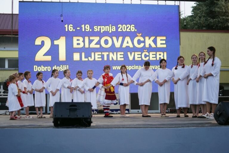 Bogatim programom završene 21. Bizovačke ljetne večeri