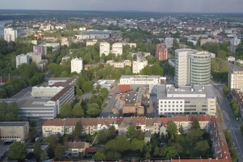 Grad Osijek pokrenuo javno savjetovanje o preimenovanju Prolaza Julija Knifera u Ulicu Krunoslava Kiće Slabinca