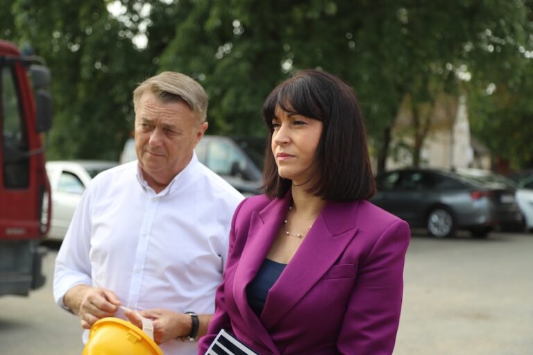 Škole u Ladimirevcima i Ivanovcima dobivaju novo ruho, učionice i sportsku dvoranu