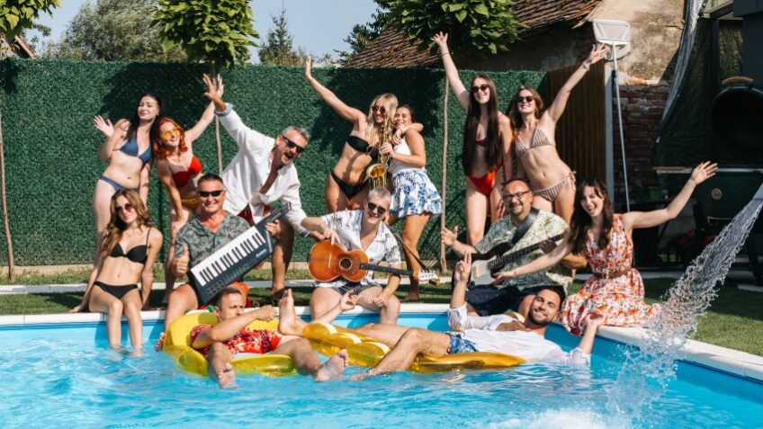 Kas osvojio treću nagradu publike u Požegi i najavio novi album!