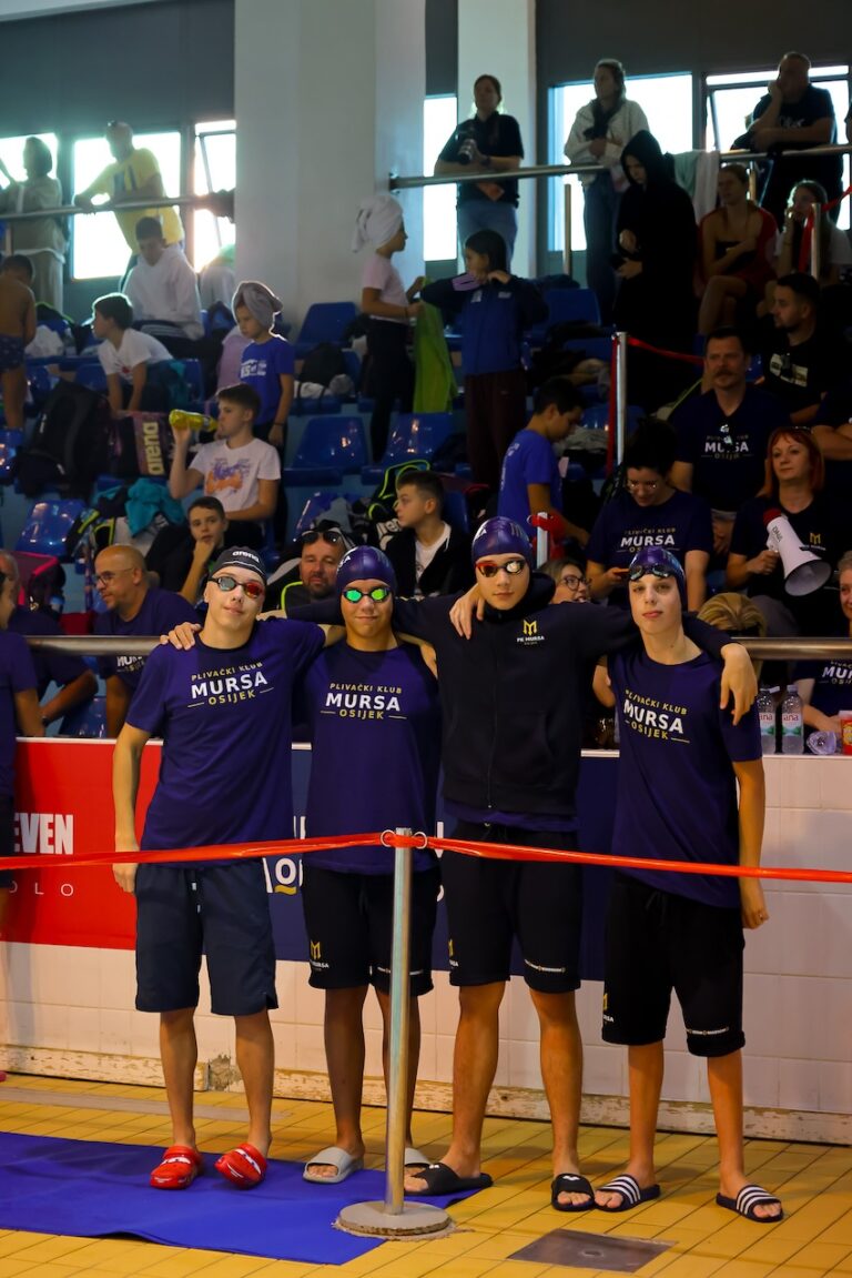 Osječki plivači briljirali u Šibeniku: 14 medalja za Mursu
