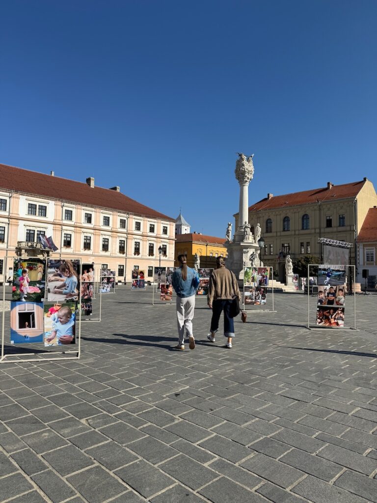 Osijek se prisjetio 22 godine Zemlje bez granica: Više od 300 fotografija vratilo uspomene