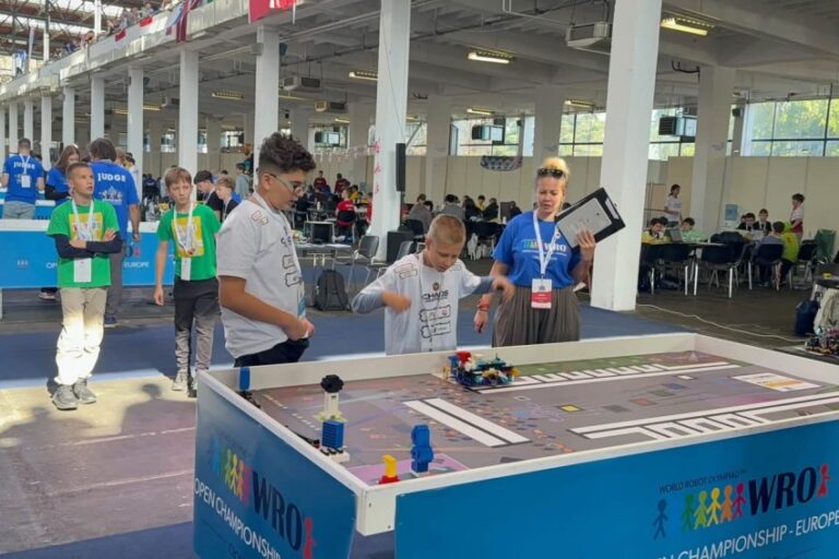 Bronca za Osijek! Mladi robotičari iz OŠ August Šenoa ostvarili sjajan uspjeh