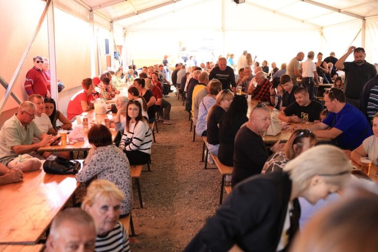 Baranja slavi svoju papriku: 17. Paprika Fest okupio proizvođače i ljubitelje domaćih okusa